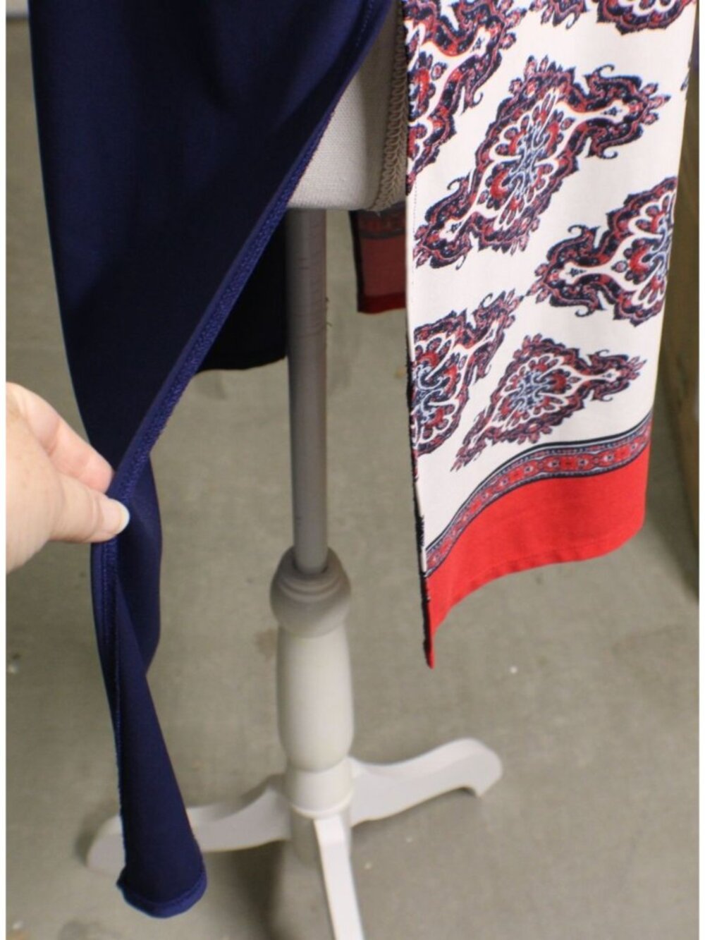 Melissa Paige Sz Large Red White Blue Paisley Sleeveless Dress Long Side Slits - Picture 4 of 12
